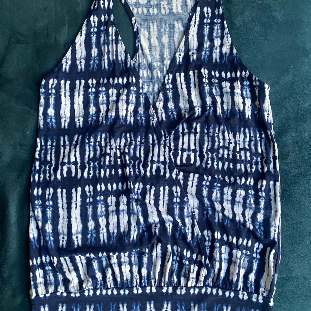 Veronica M Blue and White Tie-Dye Top - Picture 4 of 9